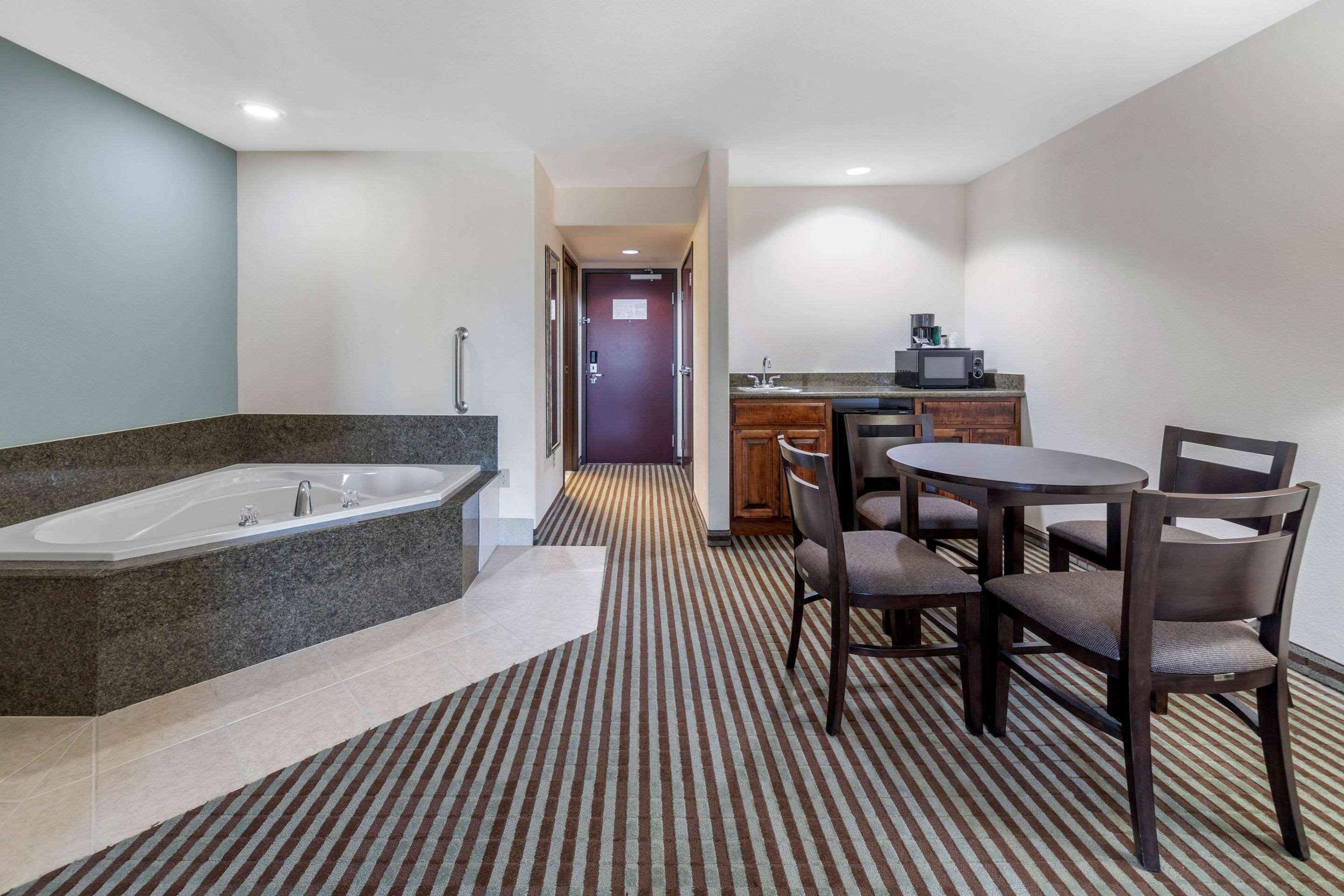 Comfort Inn & Suites Perry I-35 Luaran gambar