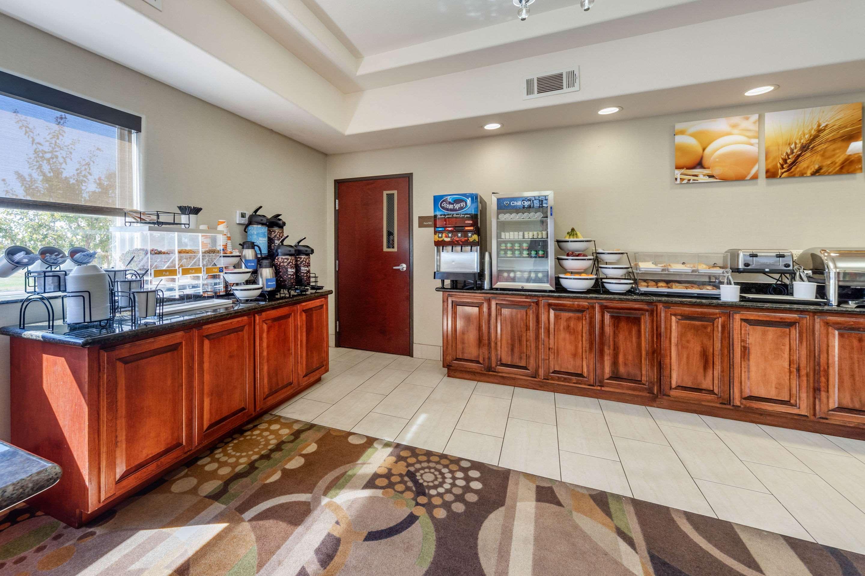 Comfort Inn & Suites Perry I-35 Luaran gambar