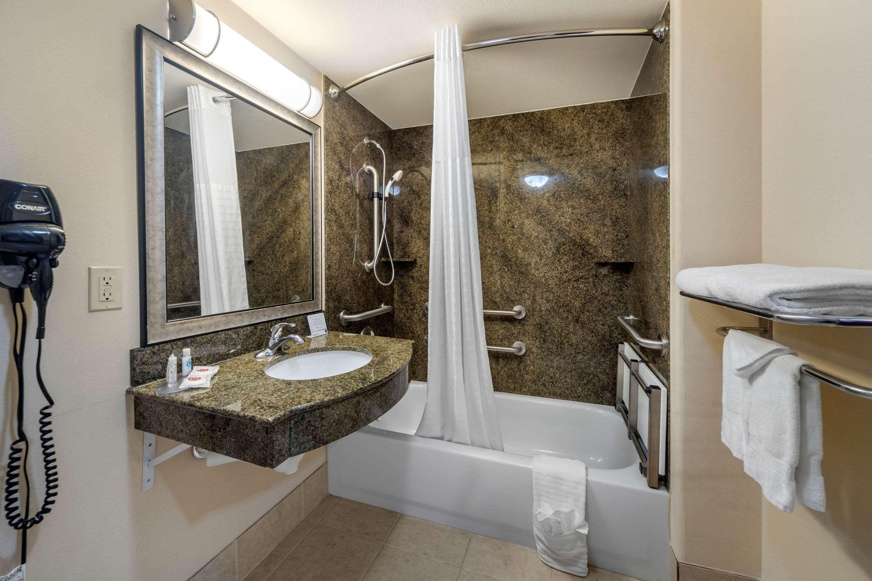 Comfort Inn & Suites Perry I-35 Luaran gambar